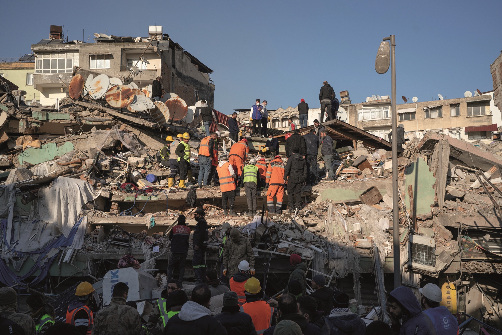 “41 milyar dolarlık deprem vergisi nerede?”